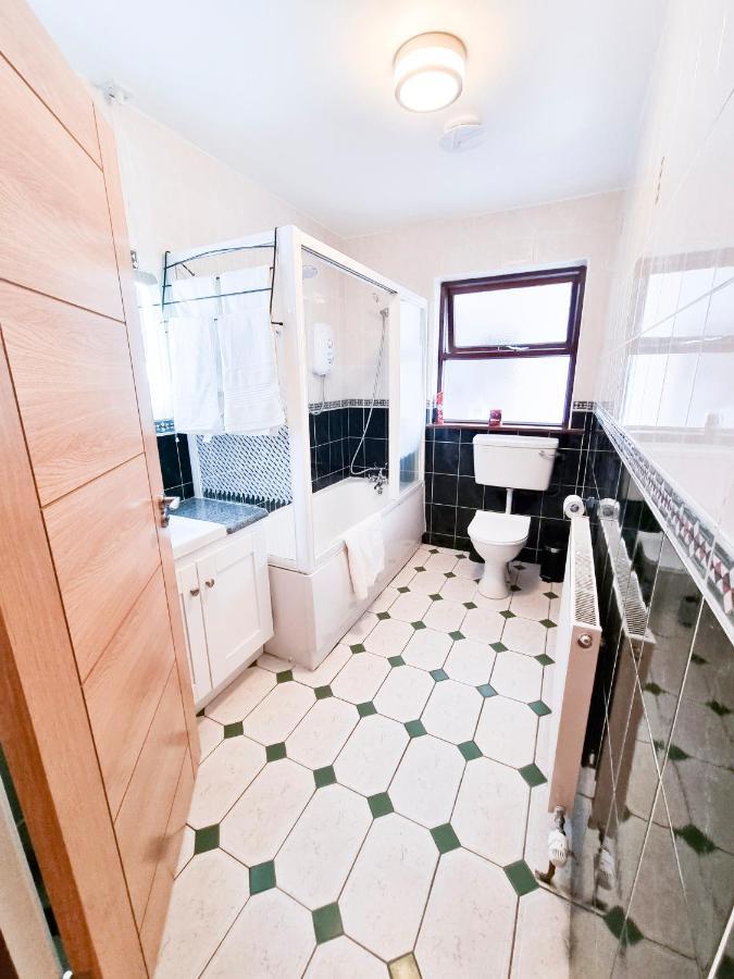 3 Bed Renovated Cottage Carramore Lake, Belmullet Ballina  Exterior foto